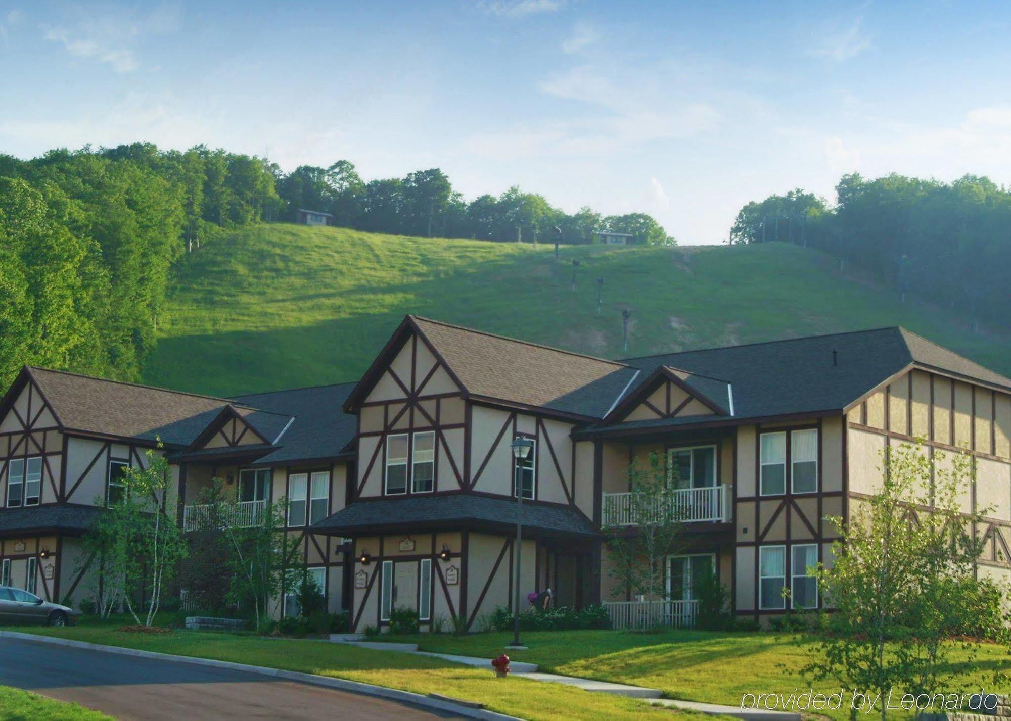 Hotel Mountain Run At Boyne à Boyne Falls Extérieur photo